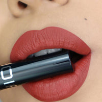 Matte Liquid Lipstick / Dazzle