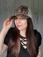 CC Leopard Ponytail Hat / Natural