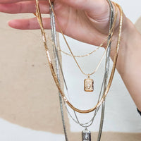 Aida Necklace / Gold